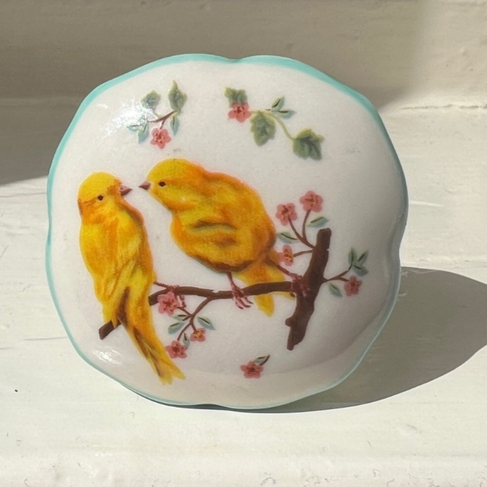 Anthropologie Ceramic Drawer Knobs, Yellow Birds, Floral: Set of 10, 1.75 X 1"